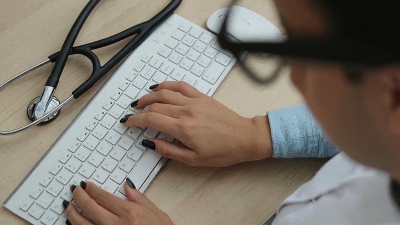 O uso da tecnologia é maior em hospitais com internação e mais de 50 leitos, onde o índice chega a 31%