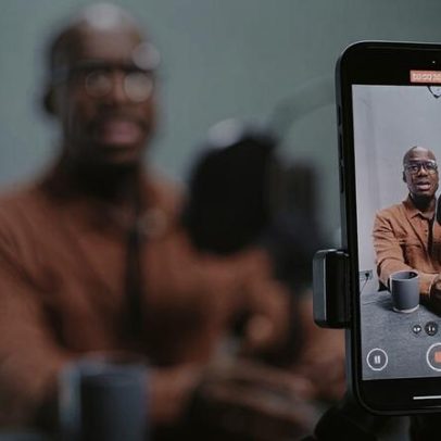 Como a influência molda confiança e reputação