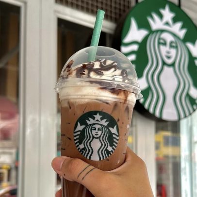 Starbucks desativa sistema de IA após falhas