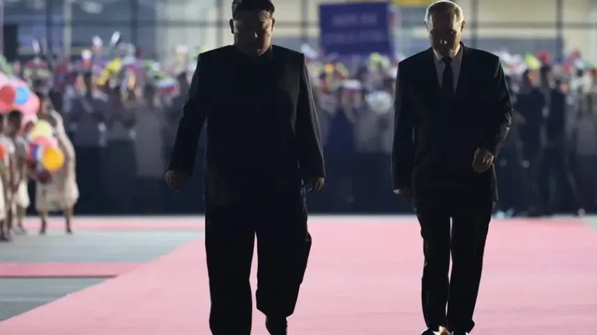 O ditador russo, Vladimir Putin, e o ditador norte-coreano, Kim Jong-un. (Foto: Gavril Grigorov/EFE/EPA)
