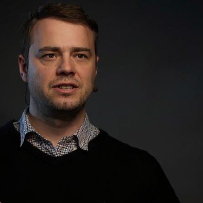 Karpathy deixa OpenAI para se juntar à Anthropic, movimentando o mercado de IA