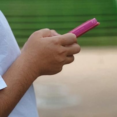 Estudo revela como agressores aliciam adolescentes na internet