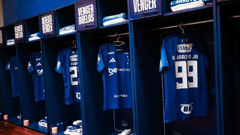 Vestiário do Cruzeiro antes do clássico contra o Alético-MG, no Estádio Mineirão, em Belo Horizonte