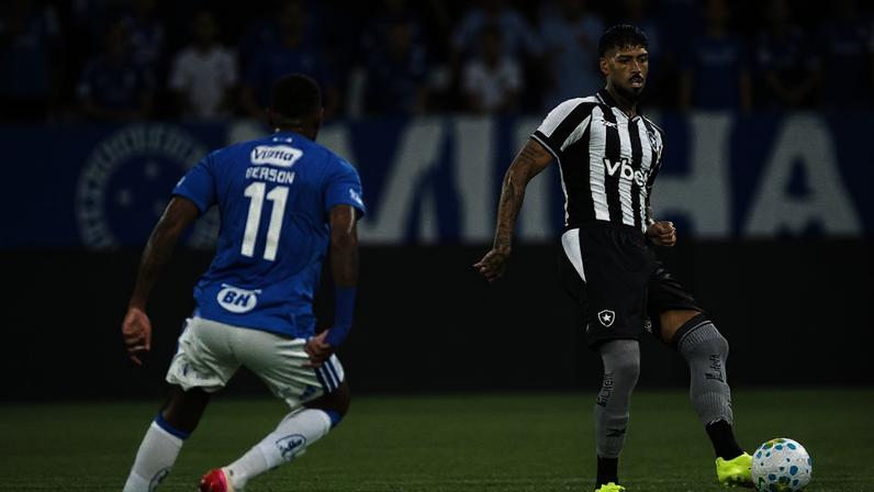 Barboza durante jogo contra o Cruzeiro, em janeiro