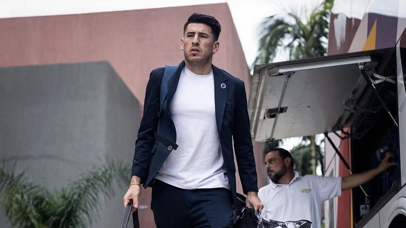 Villalba é um dos argentinos do elenco celeste