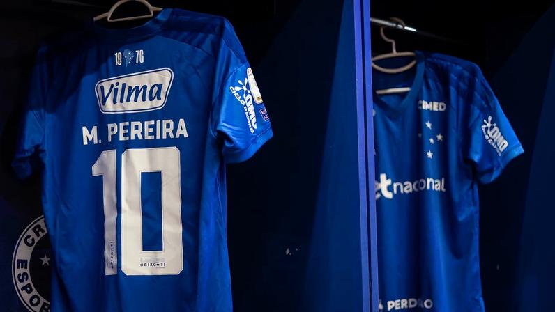 Equipe mandante utilizará camisa azul, meião e shorts brancos