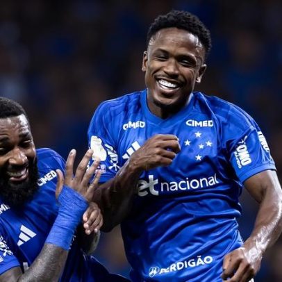 Cruzeiro vence Chapecoense no Mineirão e fica perto da decisão da Libertadores