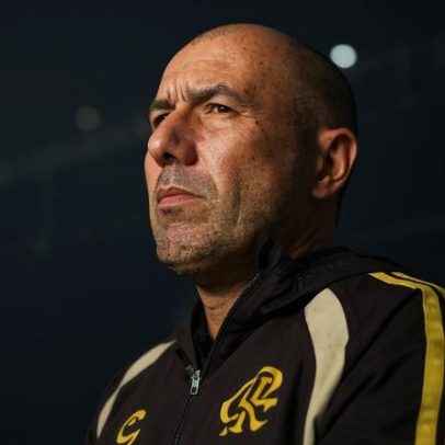 Jardim volta ao Mineirão pela primeira vez sob críticas da torcida celeste