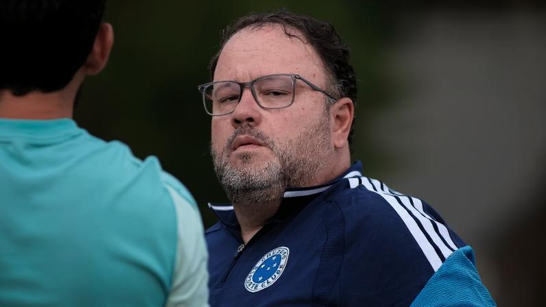 Mineiro passou por Atlético, Vasco e América antes de chegar ao clube celeste
