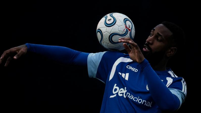 Gerson é uma das principais peças do elenco celeste