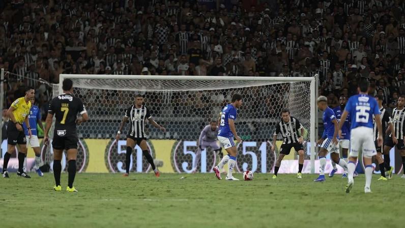 Último duelo entre os rivais aconteceu no dia 8 de março, no Mineirão, com vitória e título da Raposa no Campeonato Mineiro