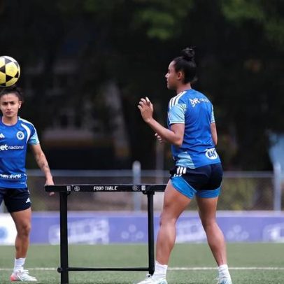 Cruzeiro encara o lanterna Vitória buscando vaga no G-8 do Brasileirão Feminino