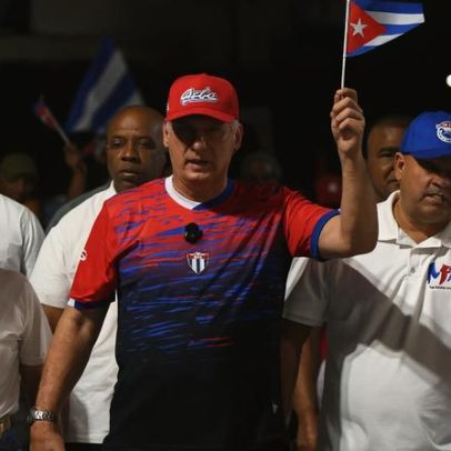 EUA fizeram 25 voos militares em Cuba para coleta de informações desde fevereiro