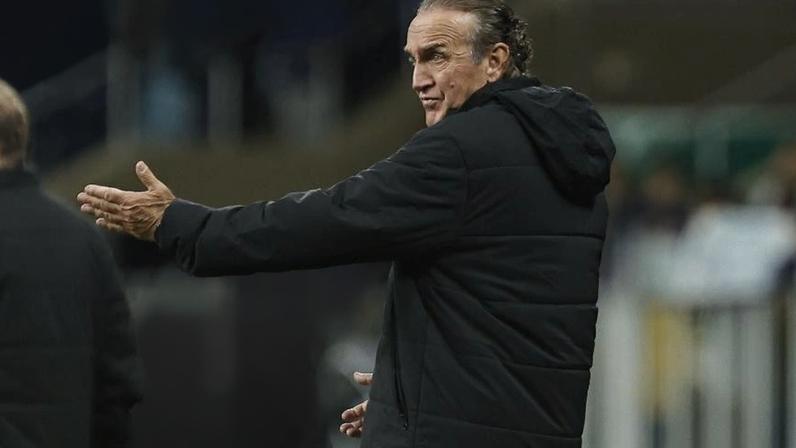 Cuca comanda o Santos contra o Grêmio pelo Campeonato Brasileiro