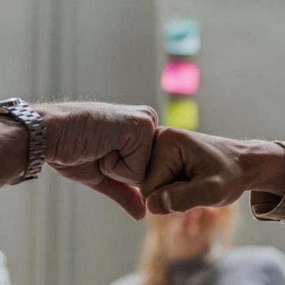 Mãe aparece em tela em Barcelona e transforma empresa