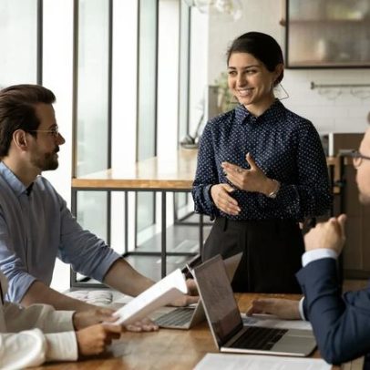 Cultura comercial impulsiona crescimento e diferenciação de empresas no Brasil