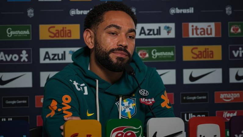 Matheus Cunha, em entrevista coletiva pela Seleção na Granja Comary — Foto: Cahê Mota