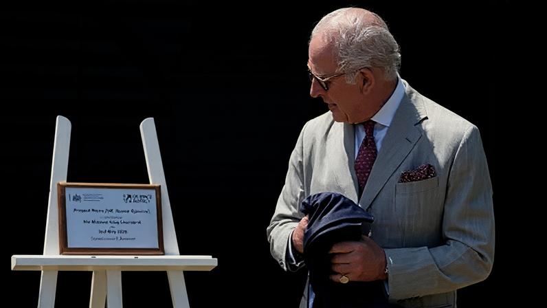 The King unveiled a plaque to officially launch the new UK Space Agency (UKSA) observatory on Cooper's Island