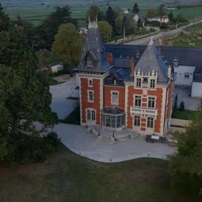 Domaine Albert Morot na Borgonha renasce, produz bons vinhos e lugar excepcional