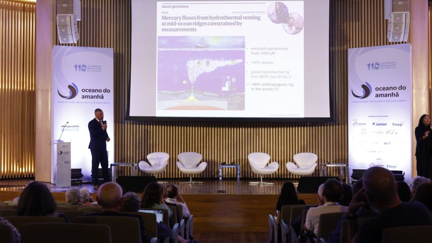 O pesquisador Lars-Eric Heimbürger-Boavida, do Instituto Mediterrâneo do Oceanografia, na Conferência Oceano do Amanhã. Foto: Fernando Frazão/Agência Brasil