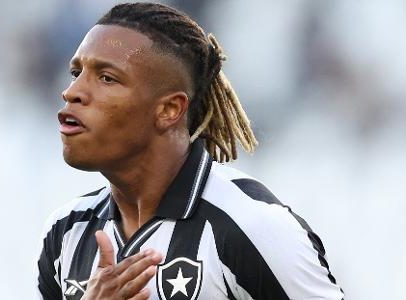 Lopes afirma que ainda não há definição sobre o dono do Botafogo