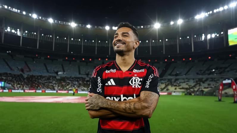 Danilo em jogo pelo Flamengo