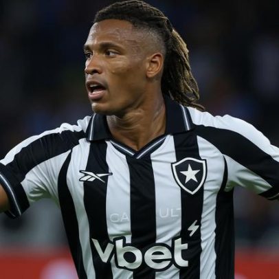 Danilo fica fora do Botafogo por motivos pessoais após 12 jogos