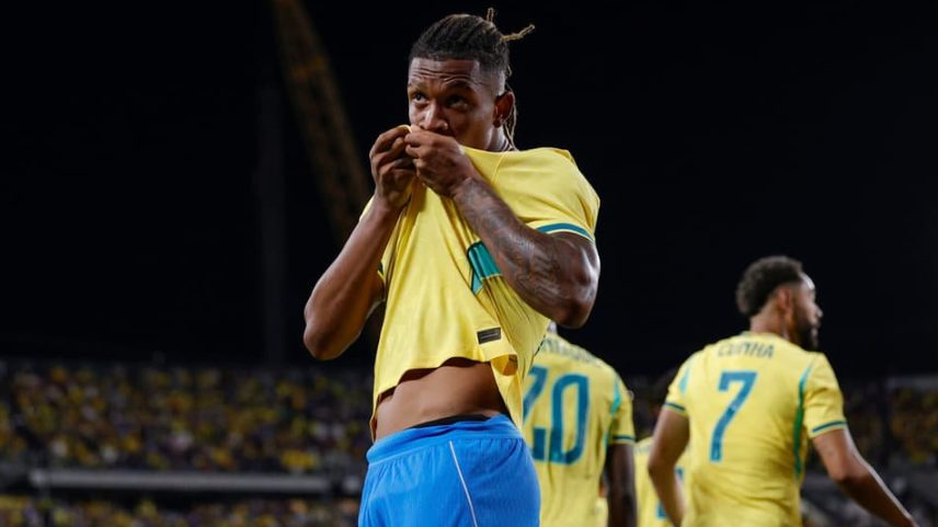 Danilo Santos comemora gol pelo Brasil na vitória por 3 a 1 sobre a Croácia