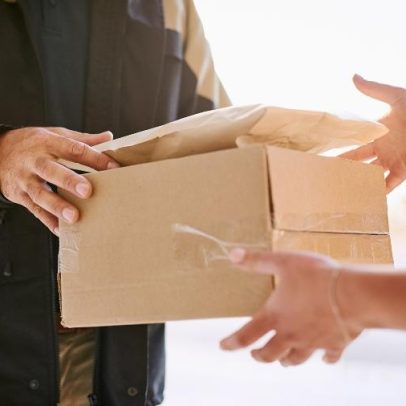 Setor de serviços cresce 3% em março, 24º avanço anual consecutivo