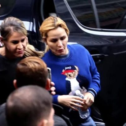 Bilhete em presídio deu início à operação que prendeu Deolane Bezerra