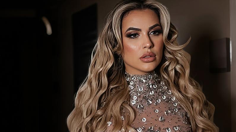 Deolane Bezerra ficou famosa após a morte de MC Kevin, seu marido na época