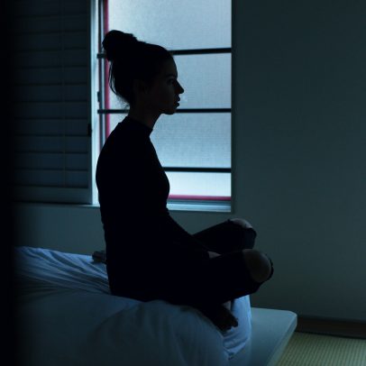 Estudo aponta que 25% das mulheres têm depressão pós-aborto décadas depois