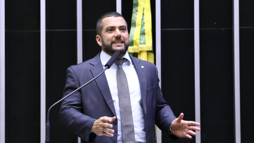 Na foto, o deputado federal Carlos Jordy (PL-RJ)