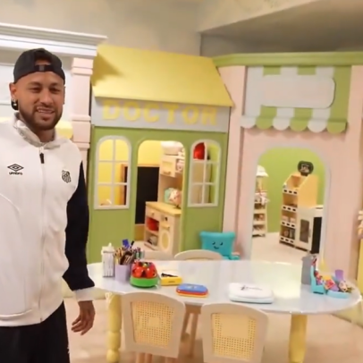 Neymar exibe brinquedoteca das filhas em mansão