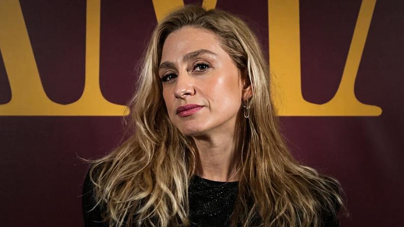 Amora Mautner na festa de lançamento de Quem Ama Cuida