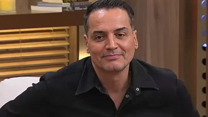 Leo Dias recebe pedido para ajudar no hexa