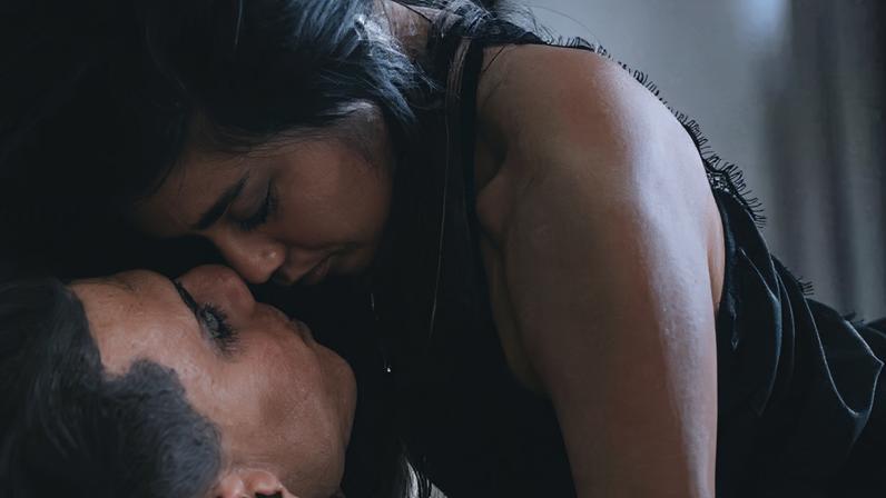 Truques e dicas para curtir a posição sexual Amazona — Foto: Unsplash