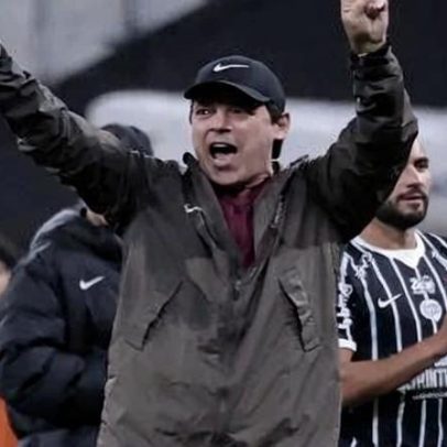 Diniz evita pedir reforços, quer manter elenco do Corinthians