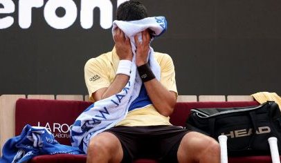 Djokovic é eliminado na estreia do Masters de Roma após retorno de lesão