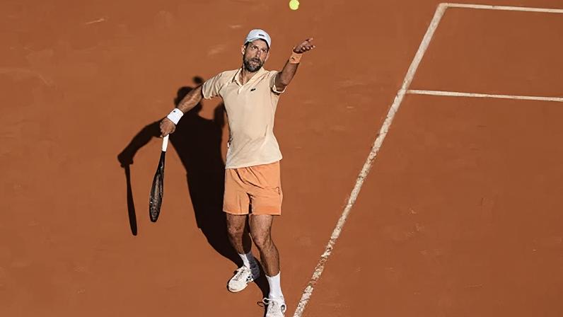Novak Djokovic avançou para a terceira fase de Roland Garros