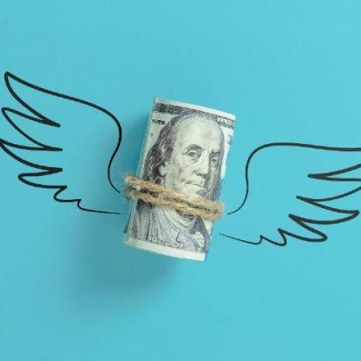 Oferta de dólares permanece alta; estrangeiros avaliam voltar para casa