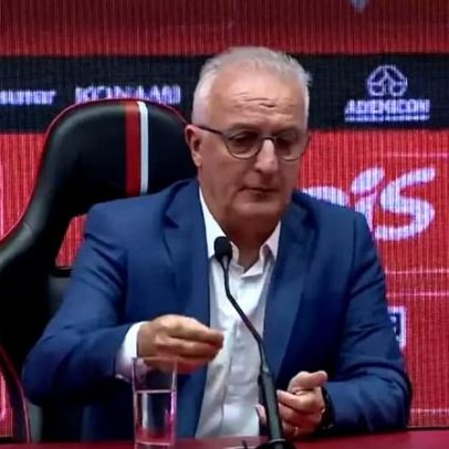 Dorival pede retorno do torcedor durante apresentação ao São Paulo
