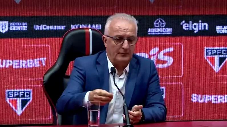 Dorival Junior se apresenta ao São Paulo