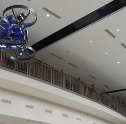 EUA testam drones de resposta rápida para proteger escolas
