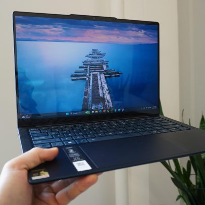 Notebook Lenovo rivaliza com MacBook Air em pontos onde Windows ficou atrás