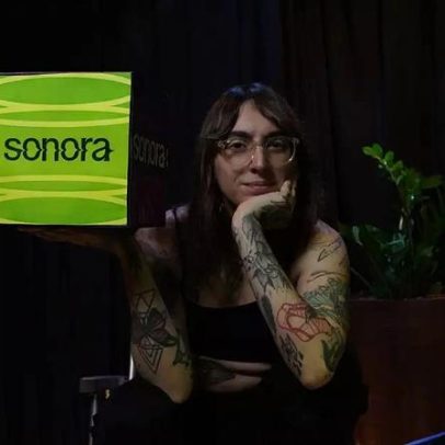 Fã de Lady Gaga percorre estados, fica sem banheiro e espera 14 horas na fila