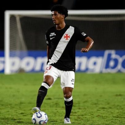 Joia do Vasco joga duas partidas em 24h e impressiona na Sul-Americana