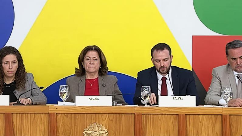 Durigan: Trabalhador que aderir ao Desenrola poderá usar 20% do saldo da conta do FGTS ou até R$ 1 mil