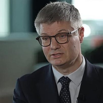 Novo chefe alerta queda drástica em empregos de nível de entrada
