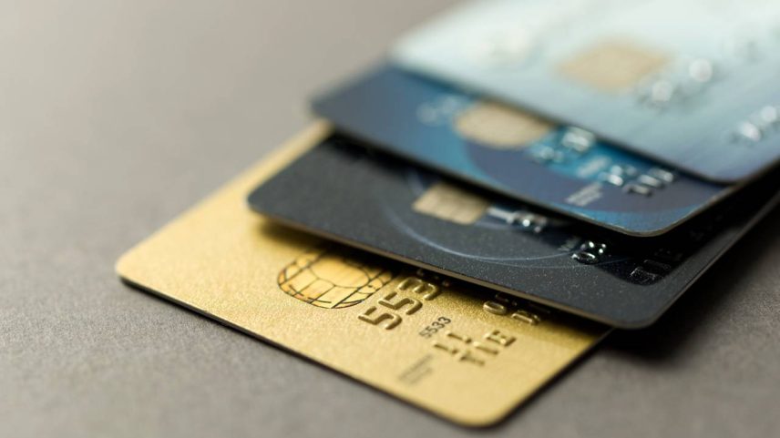 Cartões de crédito (iStock/Getty Images)